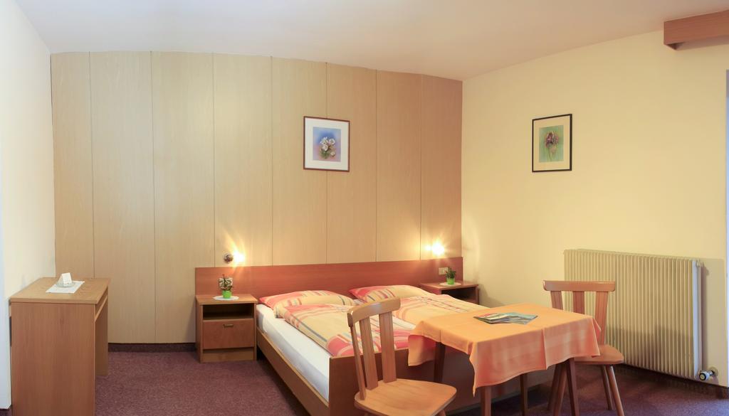 Pension Rastnerhof Luson Εξωτερικό φωτογραφία